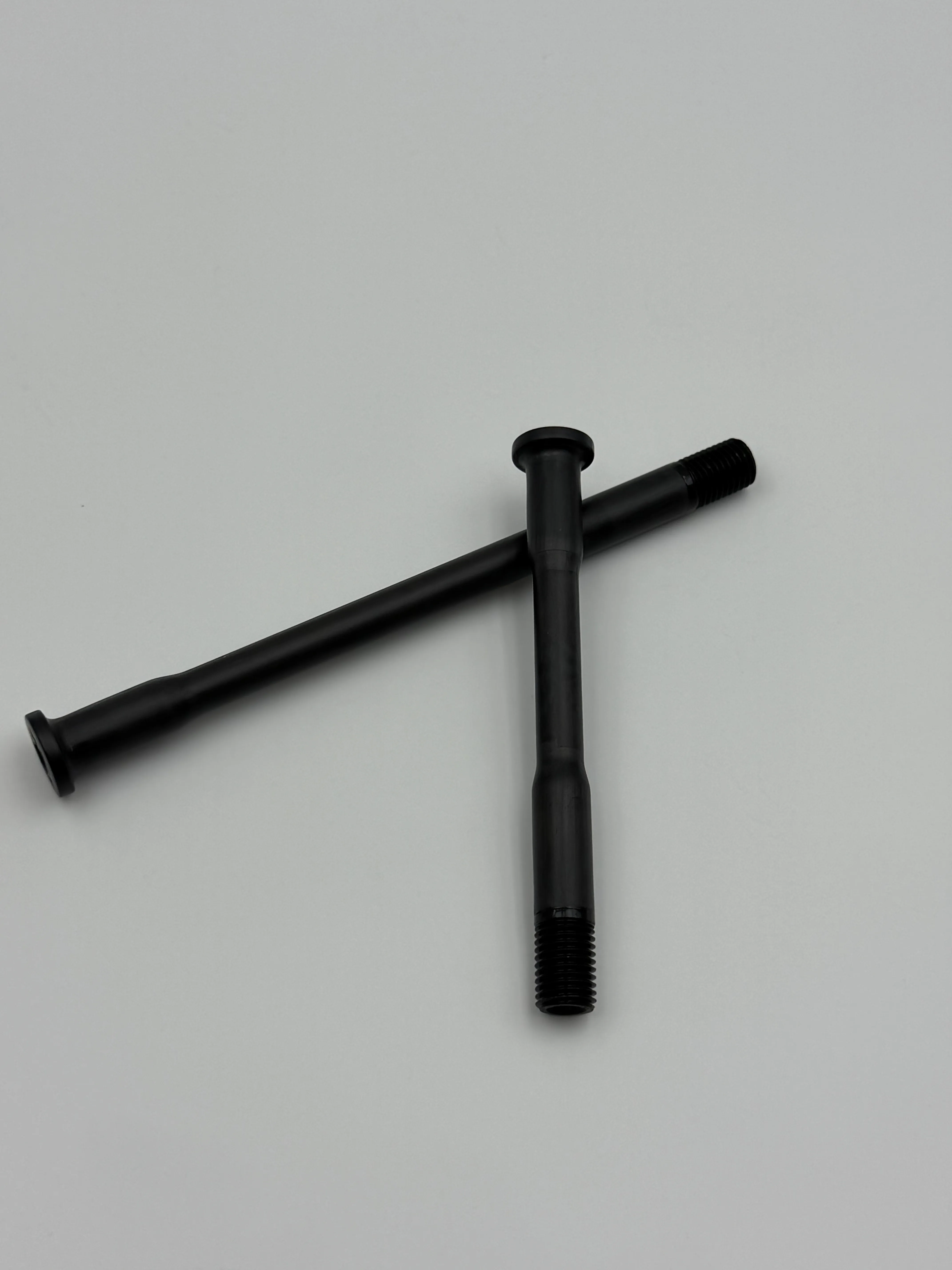 LTC-Carbon-Fiber-Thru-Axle-26